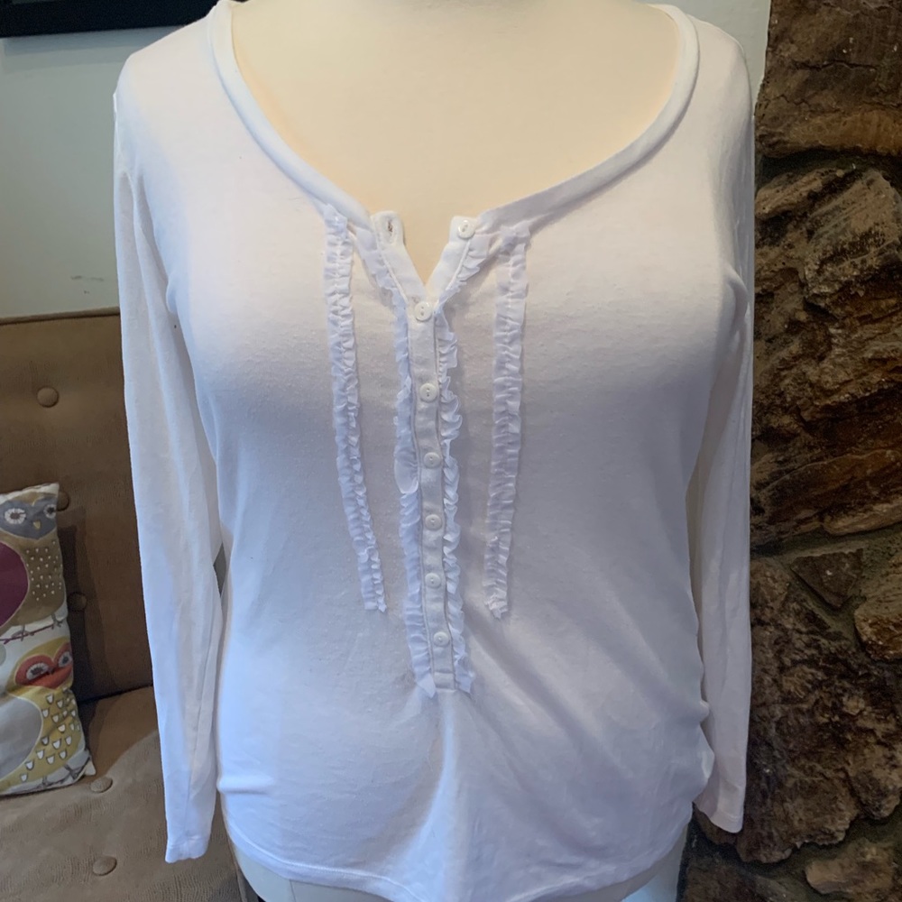 Cute white Old Navy top